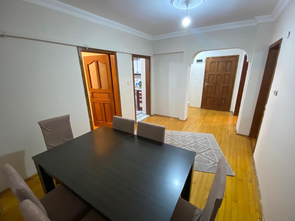 Daire 2 Bedrooms Area Located 2 Floor *